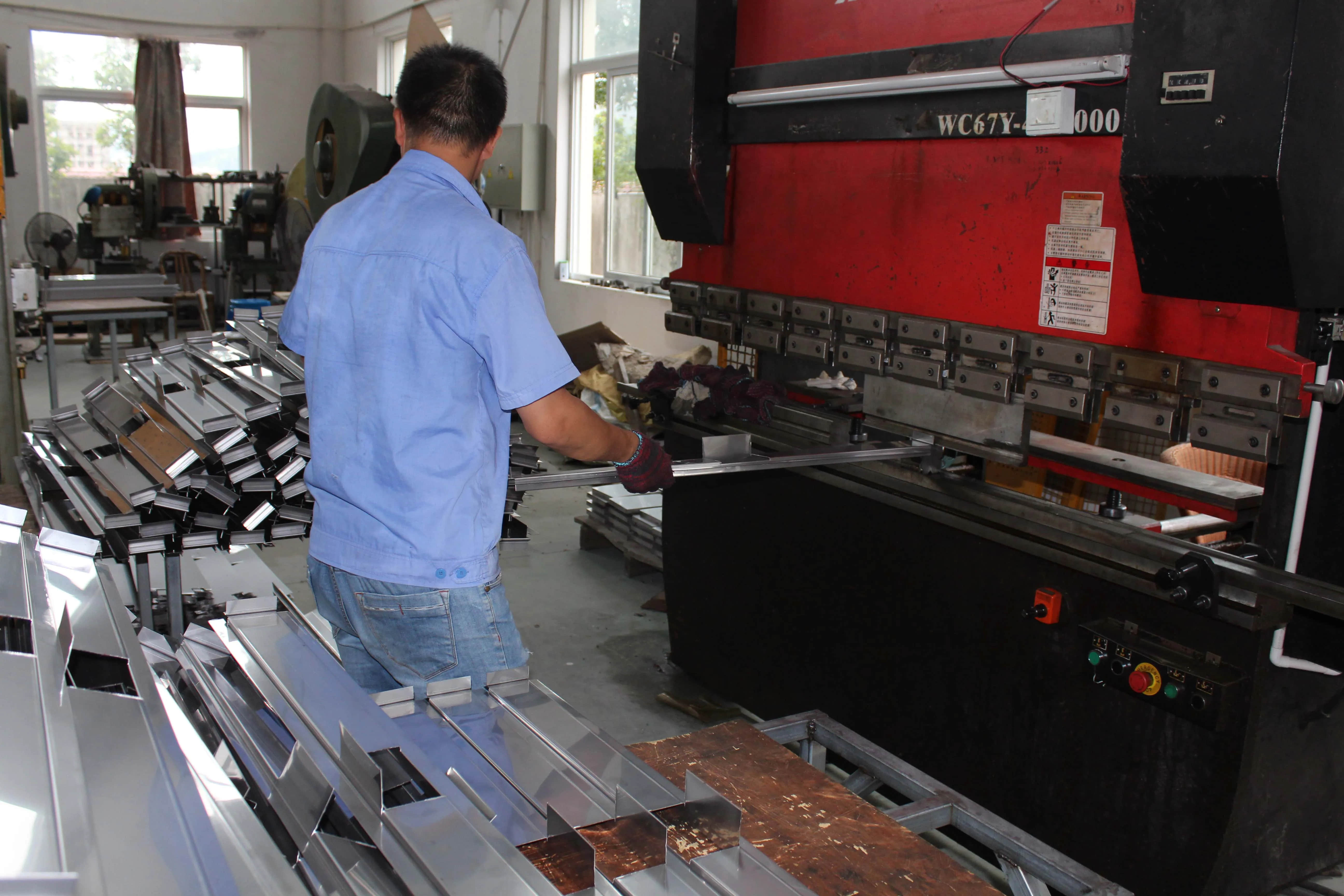 High Quality Black Square Tile Insert Bathroom Trap Sus304 Anti Odor Linear Stealth Deodorant Stainl